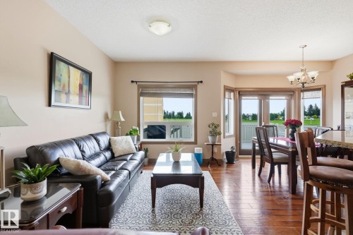 #10 340 Spruce Ridge Rd, Spruce Grove, AB - Indoor