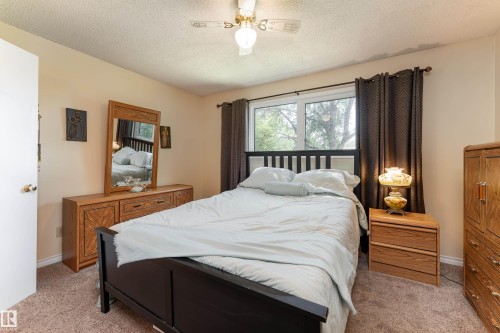 7 Camelot Crescent, Leduc, AB - Indoor Photo Showing Bedroom