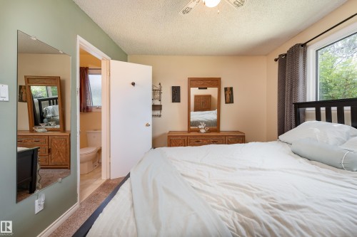 7 Camelot Crescent, Leduc, AB - Indoor Photo Showing Bedroom