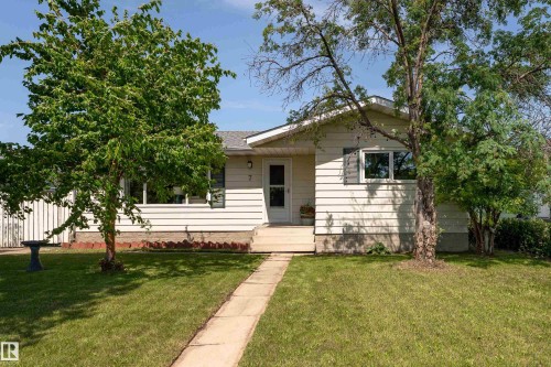 7 CAMELOT Crescent   Leduc, AB T9E 4L4