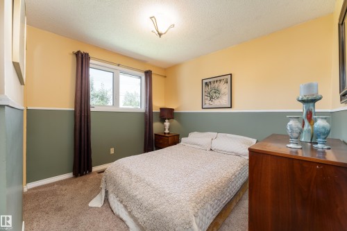 7 Camelot Crescent, Leduc, AB - Indoor Photo Showing Bedroom