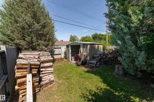 7 Camelot Crescent, Leduc, AB - Outdoor