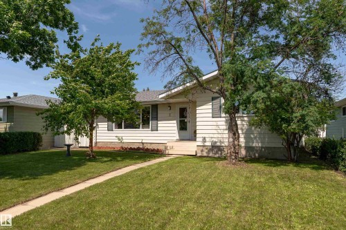 7 Camelot Crescent, Leduc, AB - Outdoor