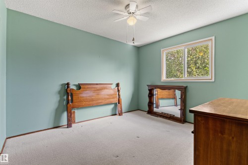 1984 68 Street Nw, Edmonton, AB - Indoor