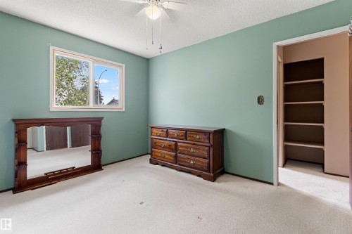 1984 68 Street Nw, Edmonton, AB - Indoor