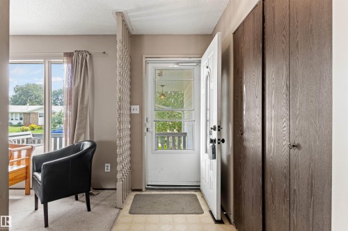 1984 68 Street Nw, Edmonton, AB - Indoor Photo Showing Other Room