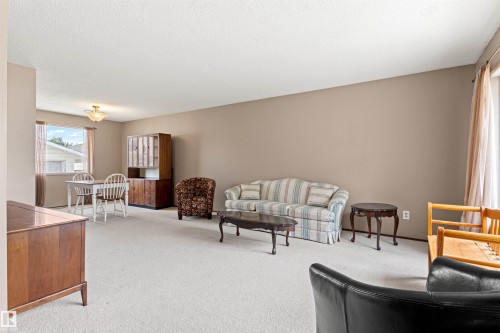 1984 68 Street Nw, Edmonton, AB - Indoor