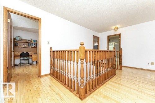3303 42A Avenue Nw, Edmonton, AB - Indoor Photo Showing Other Room