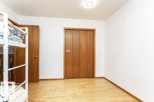 3303 42A Avenue Nw, Edmonton, AB - Indoor Photo Showing Other Room