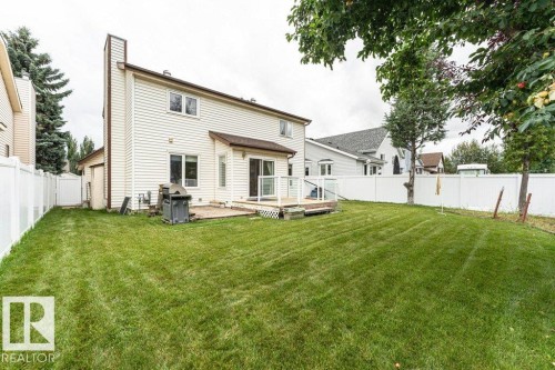 3303 42A Avenue Nw, Edmonton, AB - Outdoor