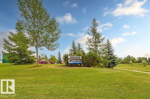 3303 42A Avenue Nw, Edmonton, AB - Outdoor With View