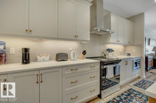 169 Stonehouse Way, Leduc, AB - Indoor Photo Showing Kitchen With Upgraded Kitchen