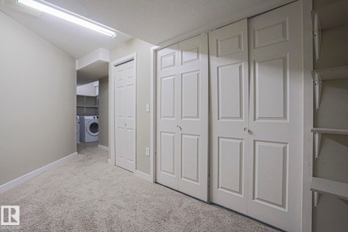 1456 33B Street Nw, Edmonton, AB - Indoor Photo Showing Other Room
