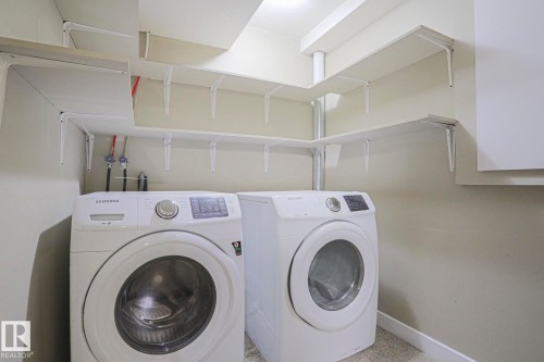 1456 33B Street Nw, Edmonton, AB - Indoor Photo Showing Laundry Room