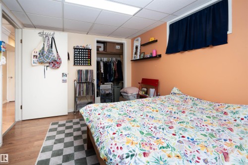 12022 43 Street Nw, Edmonton, AB - Indoor Photo Showing Bedroom