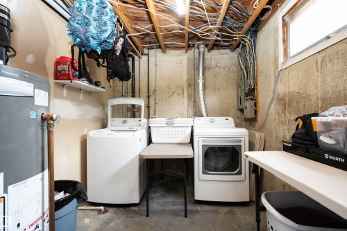 12022 43 Street Nw, Edmonton, AB - Indoor Photo Showing Laundry Room