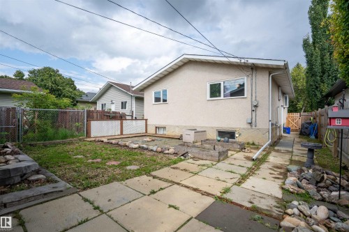 12022 43 Street Nw, Edmonton, AB - Outdoor