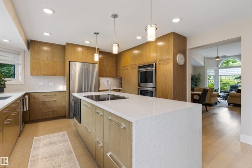 11 Arcand Drive, St. Albert, AB - Indoor Photo Showing Kitchen With Upgraded Kitchen