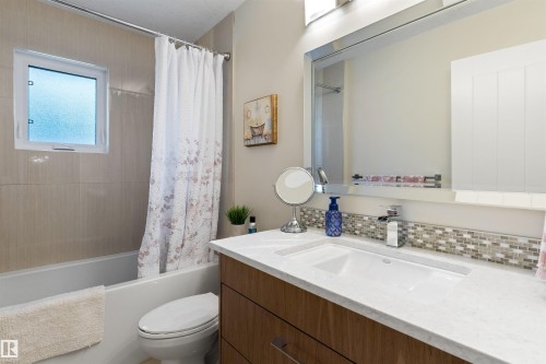 11 Arcand Drive, St. Albert, AB - Indoor Photo Showing Bathroom