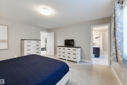 23 Kingsbury Circle, Spruce Grove, AB - Indoor Photo Showing Bedroom