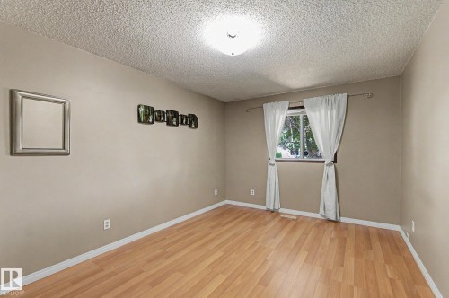 11167 52 Street Nw, Edmonton, AB - Indoor Photo Showing Other Room