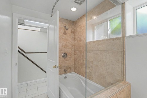 11167 52 Street Nw, Edmonton, AB - Indoor Photo Showing Bathroom