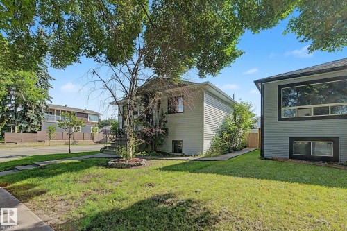 11167 52 Street Nw, Edmonton, AB - Outdoor