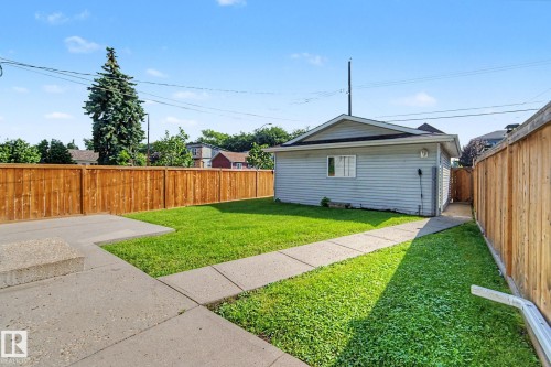 11167 52 Street Nw, Edmonton, AB - Outdoor