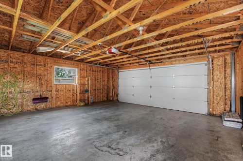 11167 52 Street Nw, Edmonton, AB - Indoor Photo Showing Garage