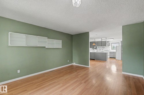 11167 52 Street Nw, Edmonton, AB - Indoor Photo Showing Other Room