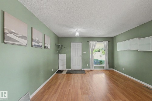 11167 52 Street Nw, Edmonton, AB - Indoor Photo Showing Other Room