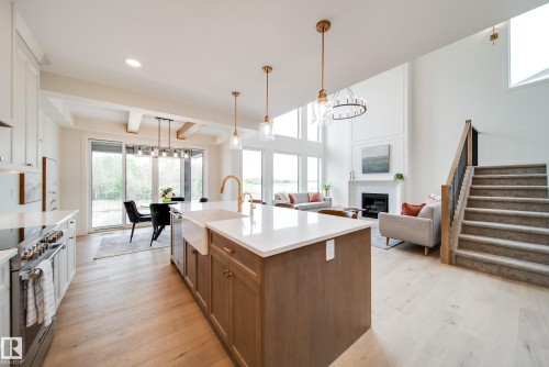 95 Jubilation Drive, St. Albert, AB - Indoor Photo Showing Kitchen With Upgraded Kitchen