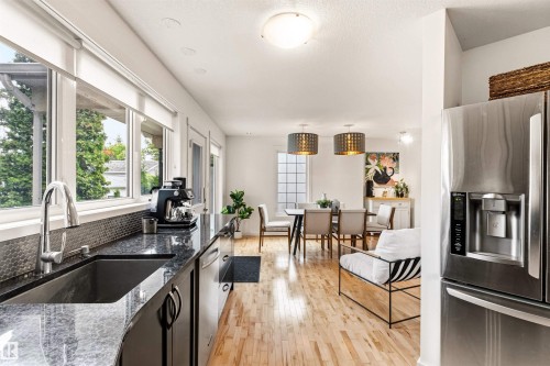 13868 110A Avenue Nw, Edmonton, AB - Indoor Photo Showing Kitchen With Upgraded Kitchen