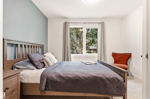 13868 110A Avenue Nw, Edmonton, AB - Indoor Photo Showing Bedroom