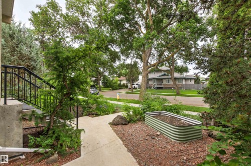 13868 110A Avenue Nw, Edmonton, AB - Outdoor