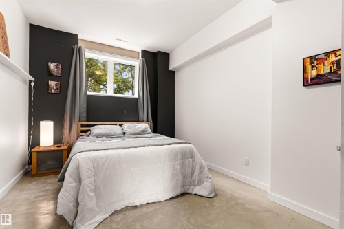 13868 110A Avenue Nw, Edmonton, AB - Indoor Photo Showing Bedroom