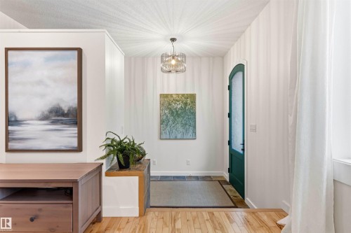 13868 110A Avenue Nw, Edmonton, AB - Indoor Photo Showing Other Room
