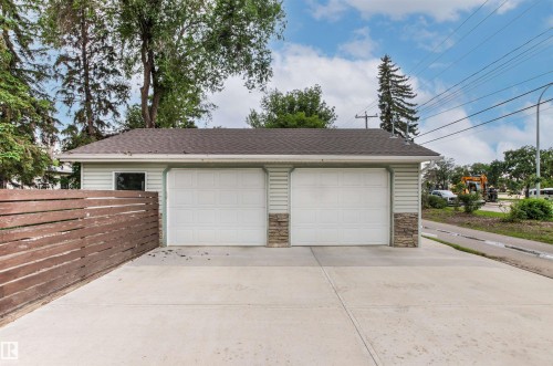 13868 110A Avenue Nw, Edmonton, AB - Outdoor