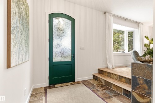 13868 110A Avenue Nw, Edmonton, AB - Indoor Photo Showing Other Room