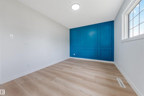 12023 137 Avenue Nw, Edmonton, AB - Indoor Photo Showing Other Room