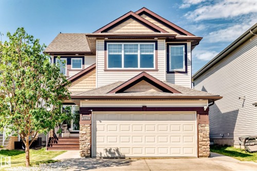 Two-story home featuring a combination of horizontal siding and shake siding - 2812 12 Street Nw, Edmonton, AB - Outdoor