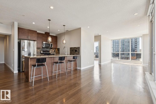 #808 10238 103 St Nw, Edmonton, AB - Indoor Photo Showing Kitchen With Upgraded Kitchen