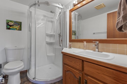 4705 Beckett Rd, Drayton Valley, AB - Indoor Photo Showing Bathroom