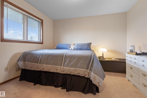 4705 Beckett Rd, Drayton Valley, AB - Indoor Photo Showing Bedroom
