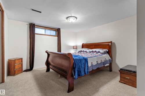 4705 Beckett Rd, Drayton Valley, AB - Indoor Photo Showing Bedroom