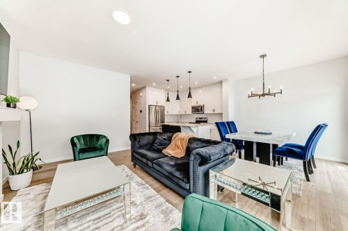 17764 73 Street Nw, Edmonton, AB - Indoor Photo Showing Living Room