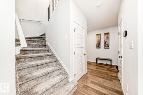 17764 73 Street Nw, Edmonton, AB - Indoor Photo Showing Other Room