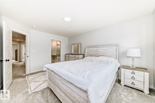 17764 73 Street Nw, Edmonton, AB - Indoor Photo Showing Bedroom