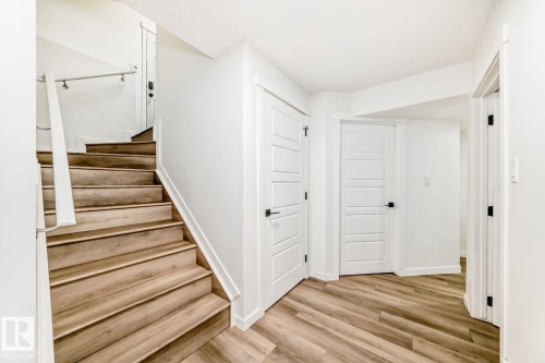 17764 73 Street Nw, Edmonton, AB - Indoor Photo Showing Other Room