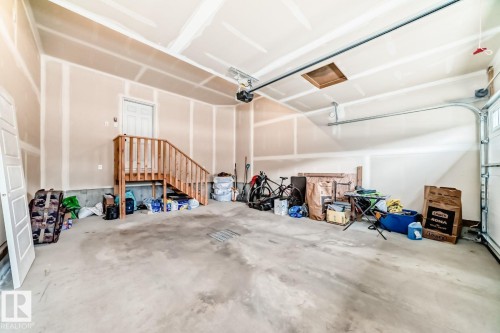 17764 73 Street Nw, Edmonton, AB - Indoor Photo Showing Garage